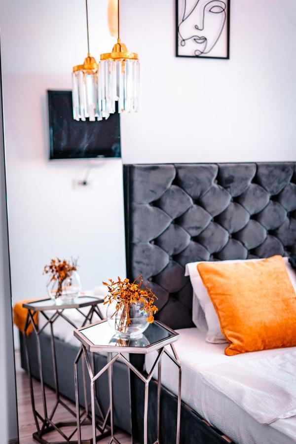 Luxury Family Apartment With Private Parking And Forest View Timisoara Exterior photo